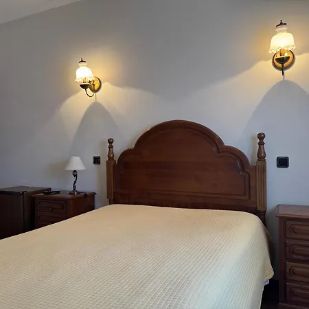 Residencial Deu-la-deu By Dom Afonso Moncao